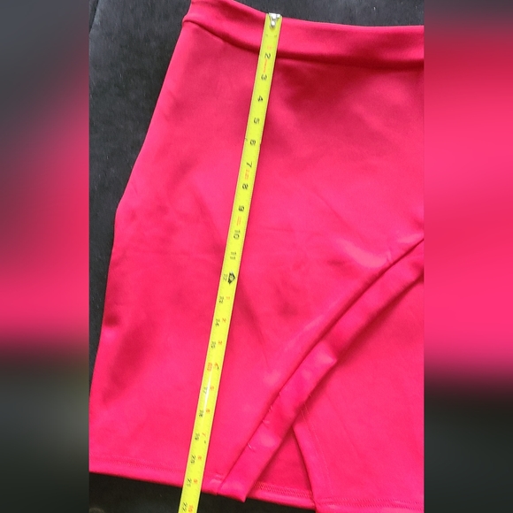 Mini skirt - Picture 3 of 6